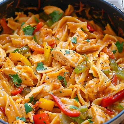 One Pot Chicken Fajita Pasta